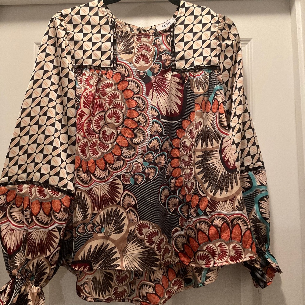 Fate paisley silk blouse